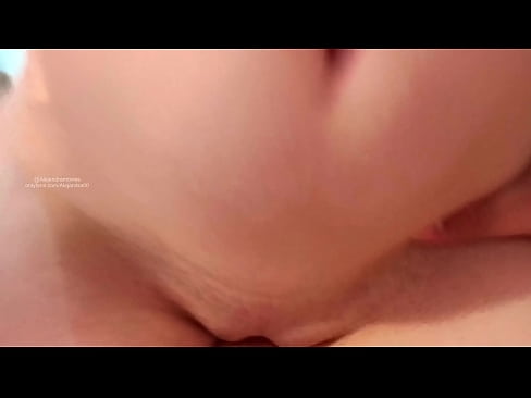 ❤️ Ich schlafe im Zimmer meiner Schwester und bin so aufgewacht ️❌ Anal video bei uns